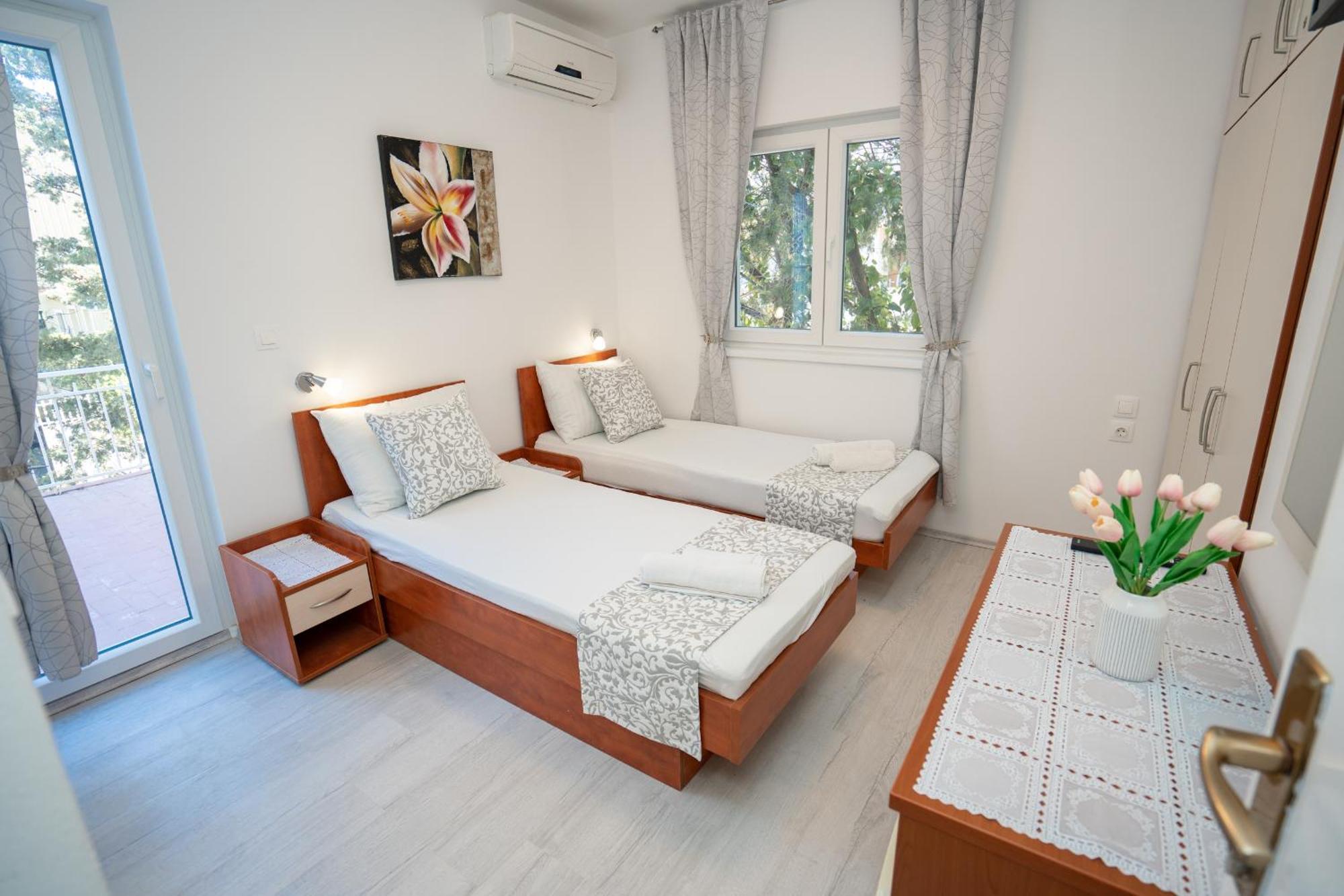 Pool Mansion Magnolia - Comfort Rooms Novalja Zewnętrze zdjęcie